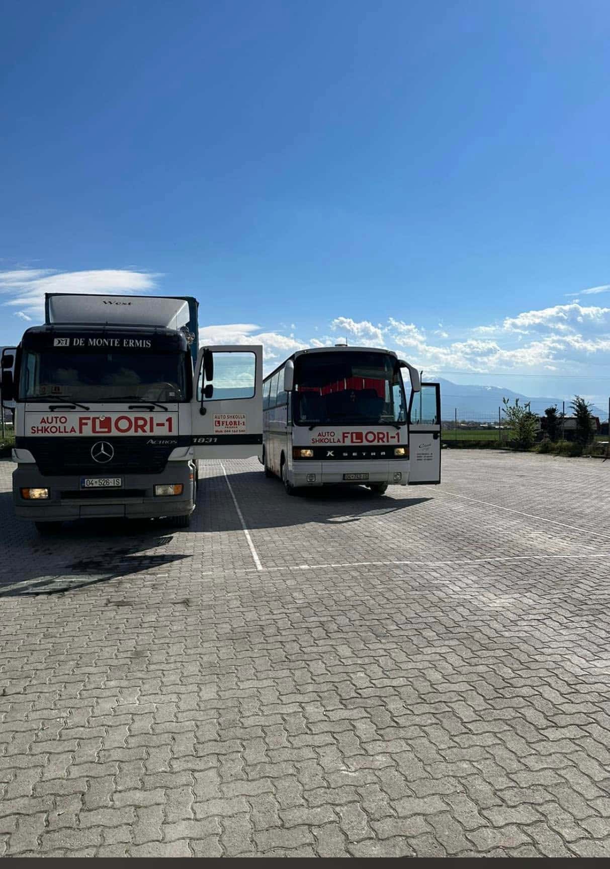 Automjet mësimor i Autoshkolla Flori-1